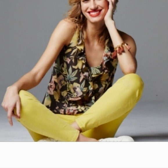 Cabi #3265 Osaka Nights Floral V-neck ruffle sleeveless sheer blouse S - Picture 10 of 10